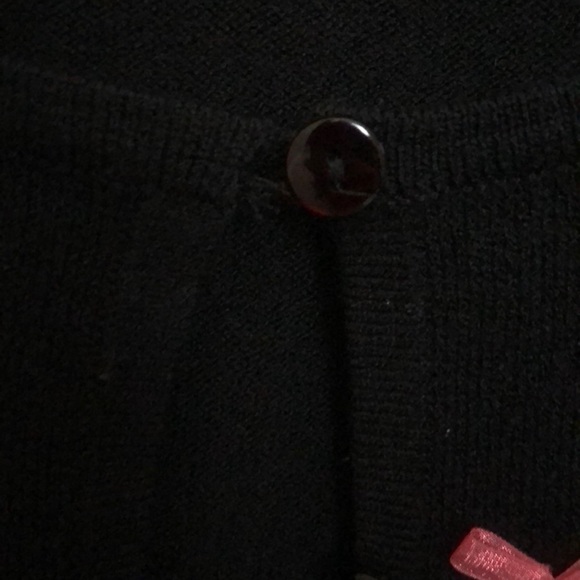 Vintage Flower Design Sweater - Picture 3 of 9